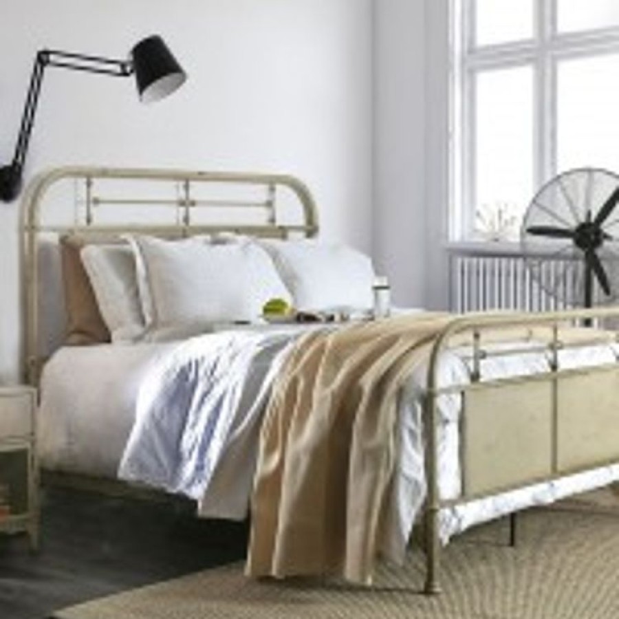 Bedroom Furniture of America | Haldus