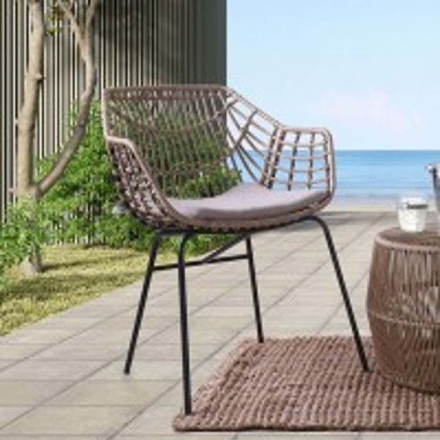 Outdoor Furniture of America | Livana