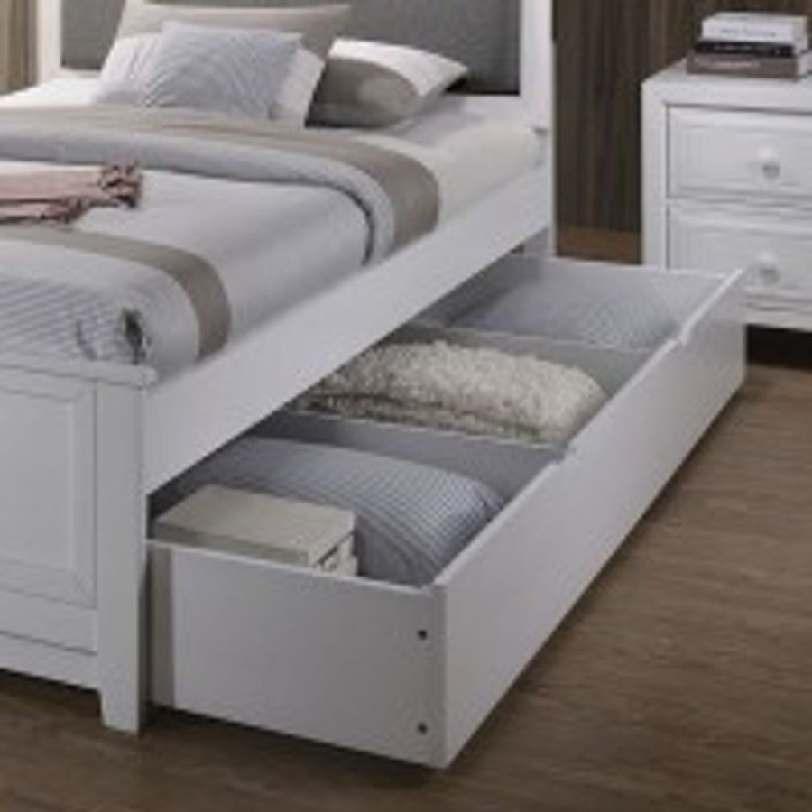 Bedroom Furniture of America | Kirsten