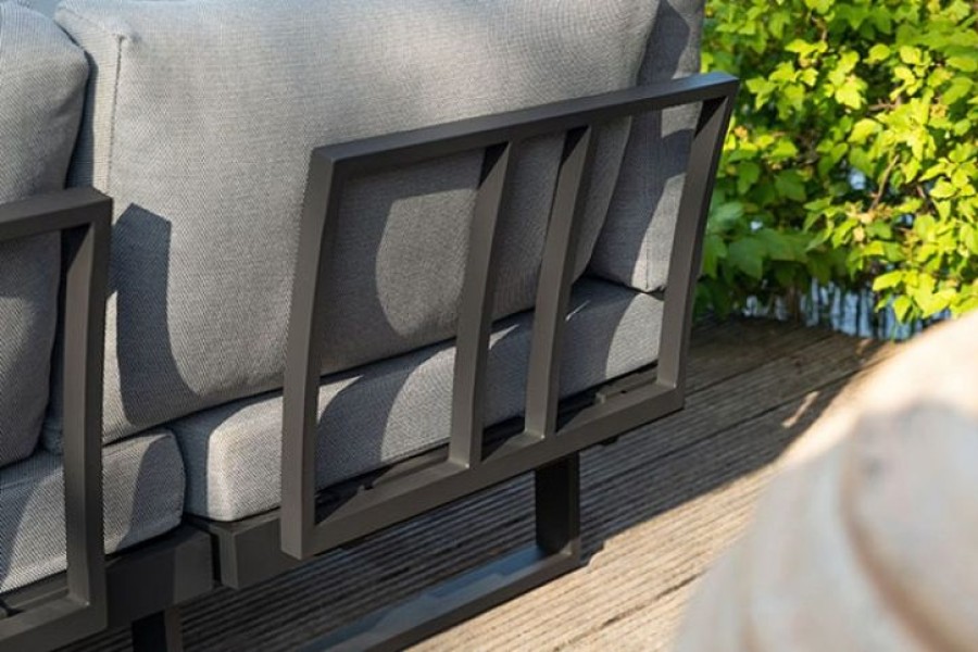 Outdoor Furniture of America | Samara